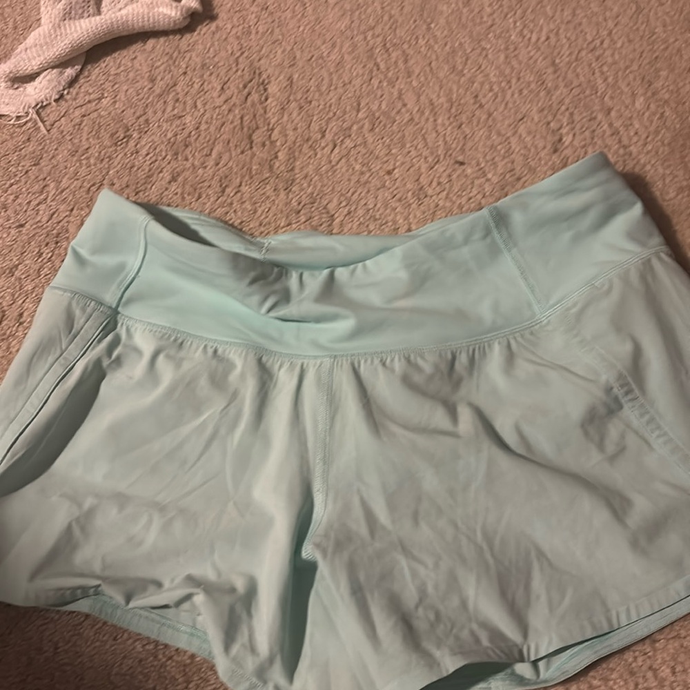 Lululemon shorts size 6 women’s